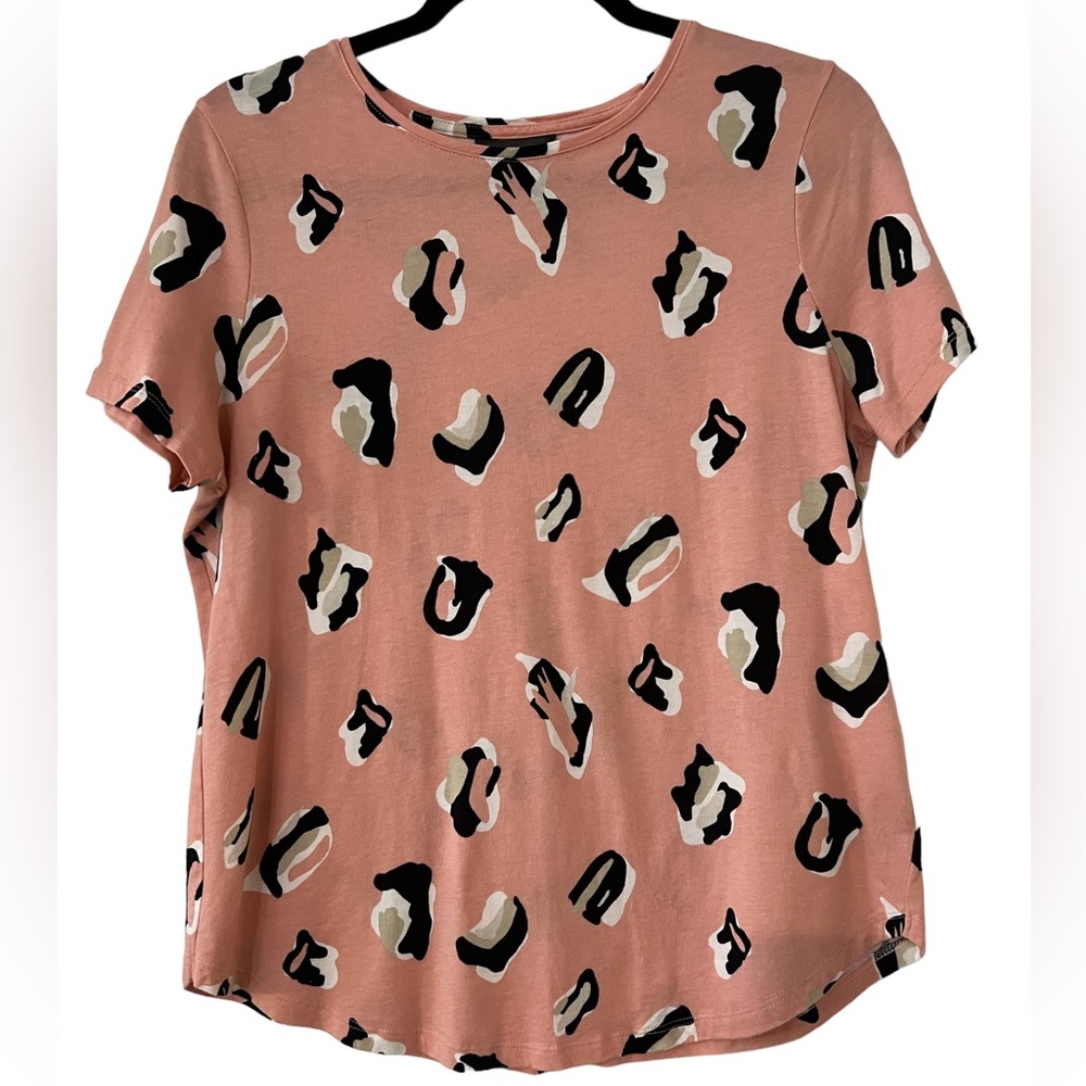 The Limited Rose Large Cheetah Printed Short Sleeve